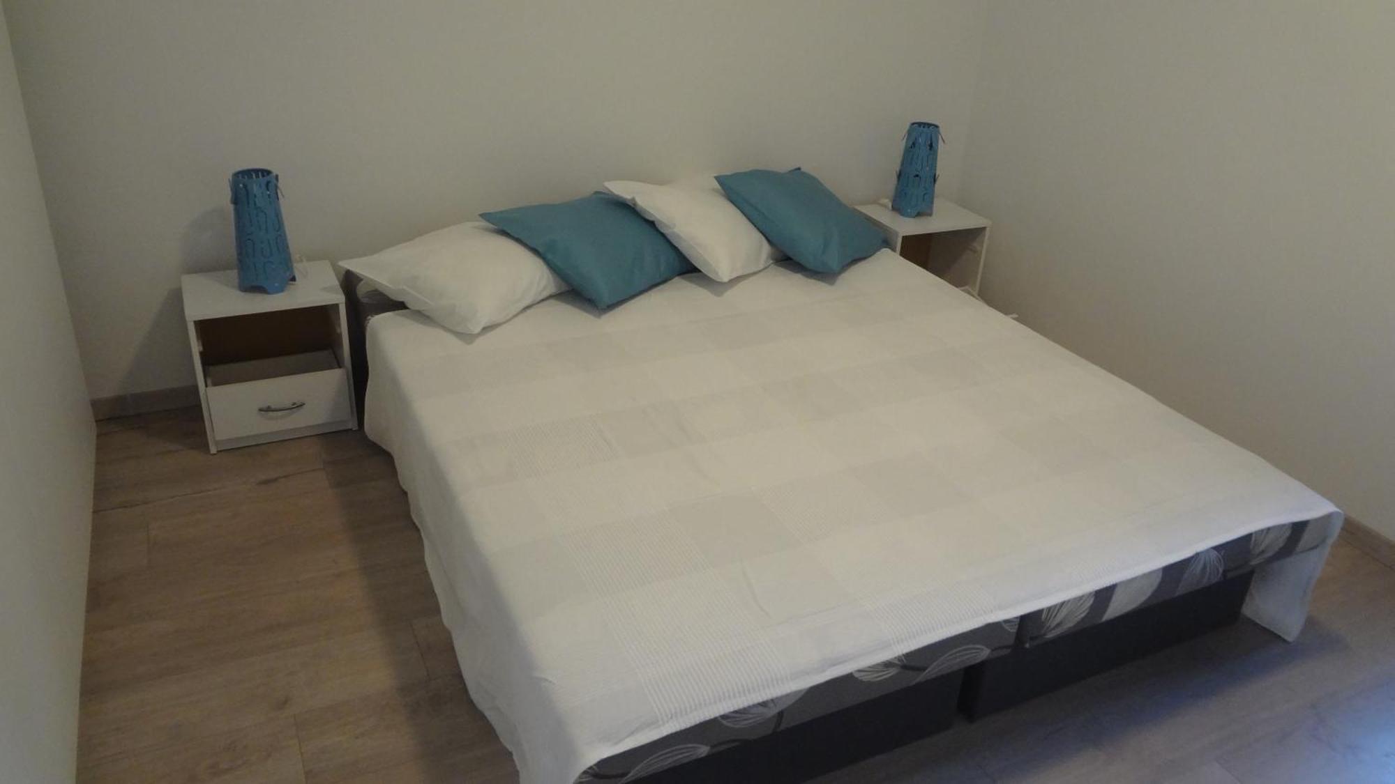 Jana Apartments براتسيلافا المظهر الخارجي الصورة
